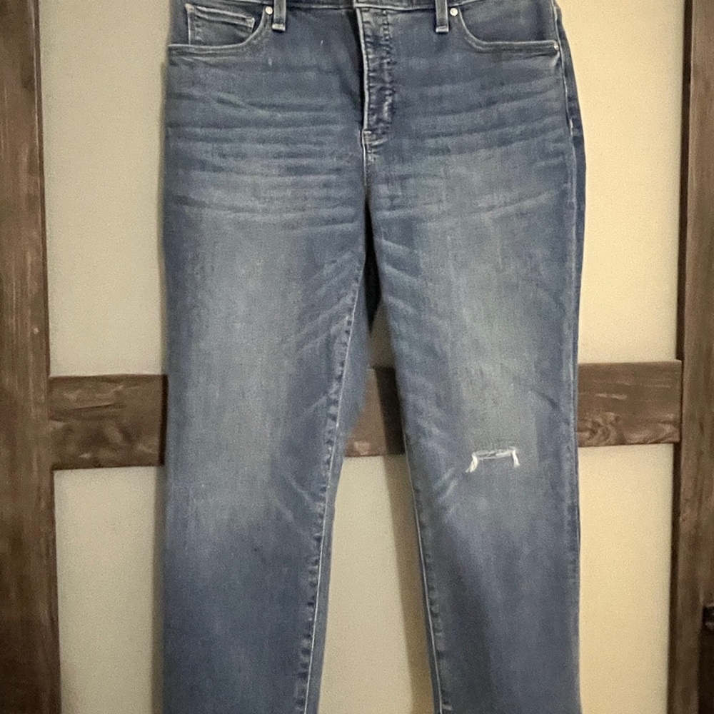 Chico's Blue Straight Leg Jeans with Medium Wash